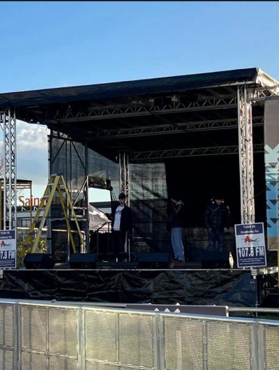 package trailer stage hire